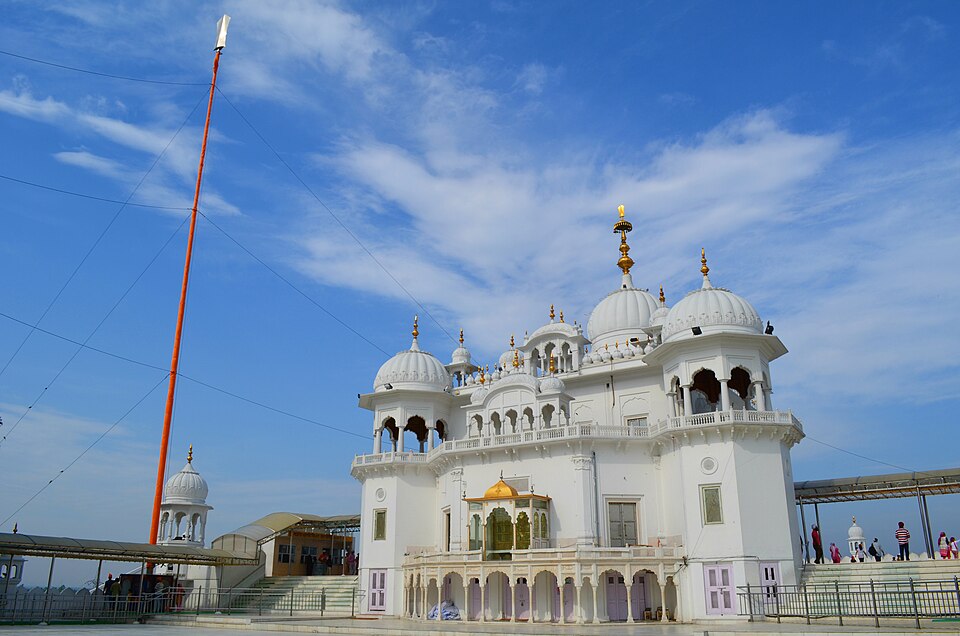 Takht Sri Keshgarh Sahib